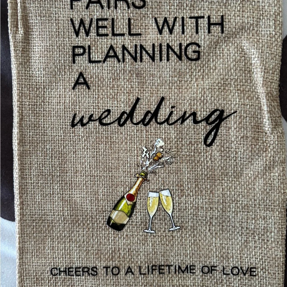 Engagement / Fiancé / Planning a Wedding Wine Bag - NWOT - Offers welcome